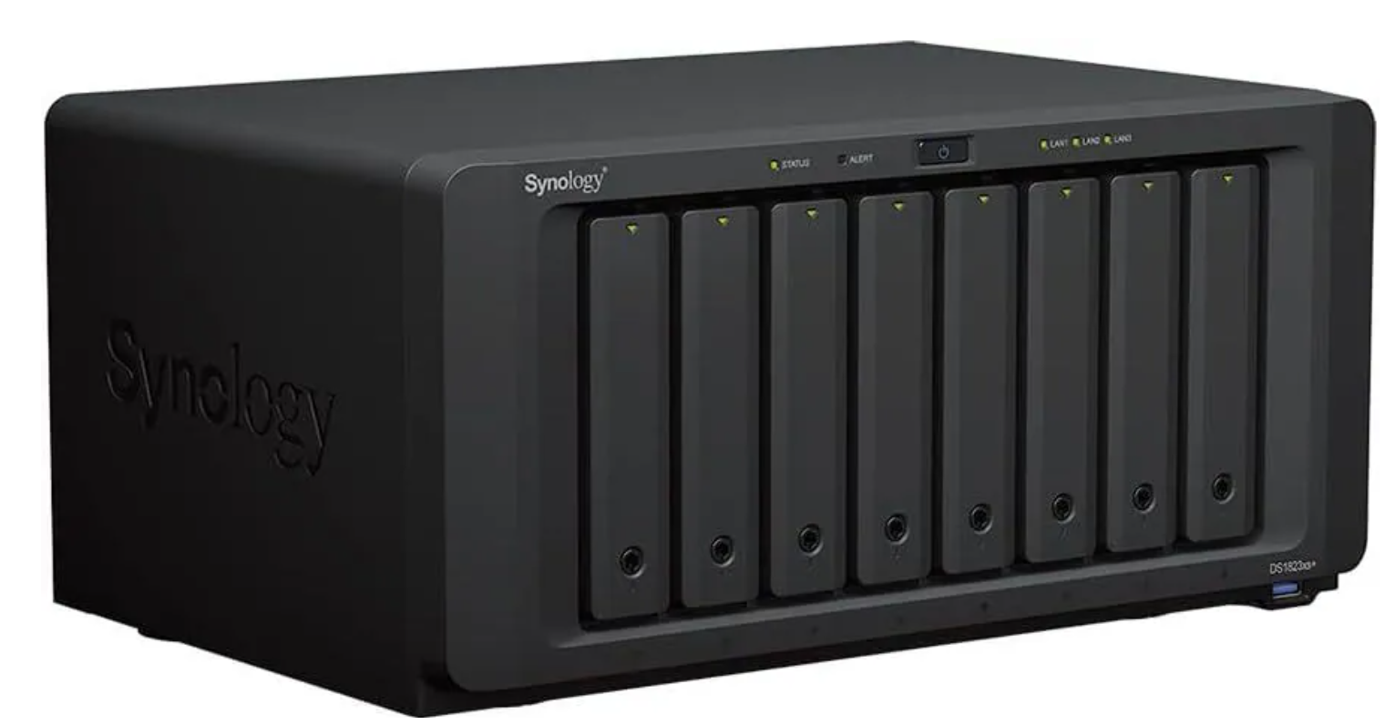 Serveur NAS Synology DiskStation DS1823xs+ 8 Baies 8 Go ECC photo 4