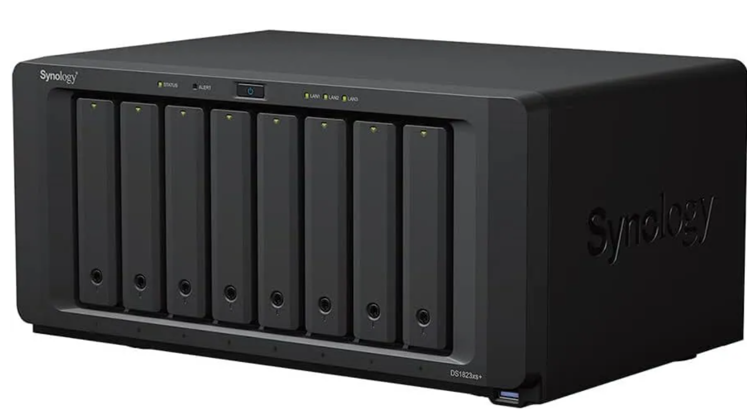Serveur NAS Synology DiskStation DS1823xs+ 8 Baies 8 Go ECC photo 2